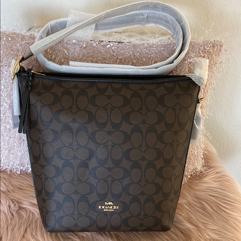 NWT Coach Val Duffle Bag In Signature Canvas